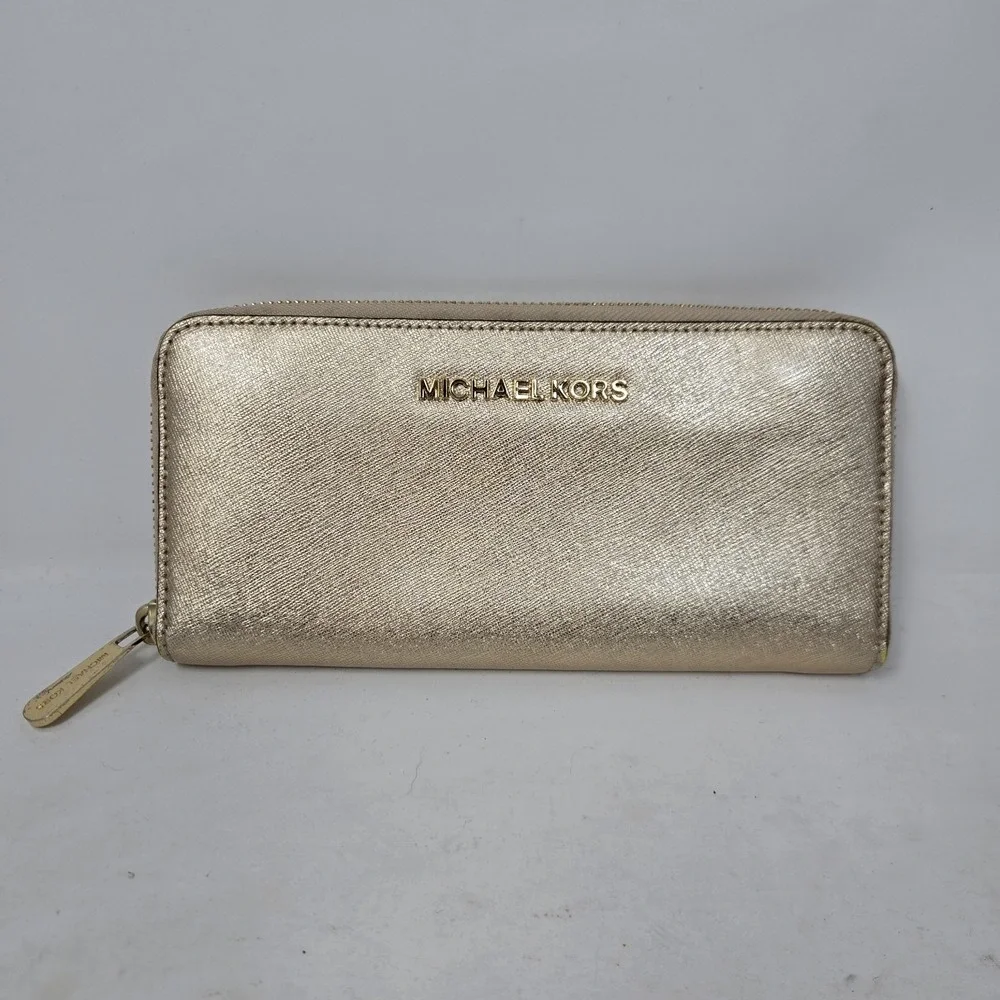 MICHAEL KORS JET SET Metallic‎ Gold Saffiano Leather Wallet Zip Around